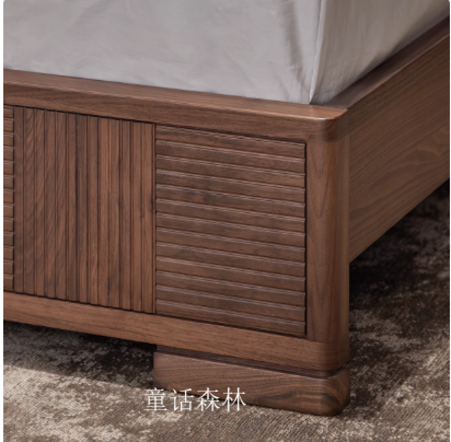 童话森林客卧家具产品《黑胡桃木中古风大版床》【图3】