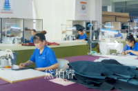 家具企业黛柏睿历程:黛柏睿家具制造有限公司的发展历程

广州黛柏睿家具制造有限公司（DEBRAH）成立于1996年，经过近30年的发展，已成为一家集研发、生产、销售于一体【图1】